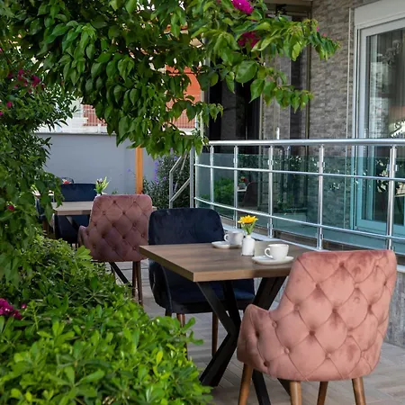 Toprak Apartment *