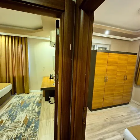 Apartament Toprak *